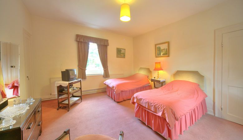 Twin bedroom at B&B near Wallingford