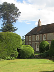 Self catering cottages in Ewelme Oxfordshire